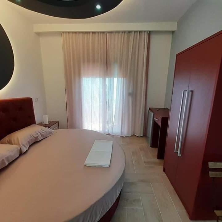 Bluflest Bed & Breakfast Dhermi Ngoại thất bức ảnh