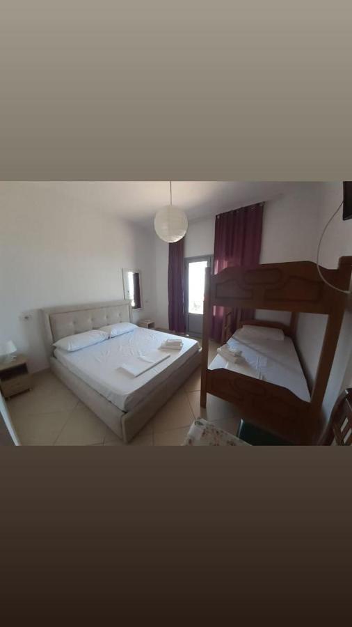 Bluflest Bed & Breakfast Dhermi Ngoại thất bức ảnh