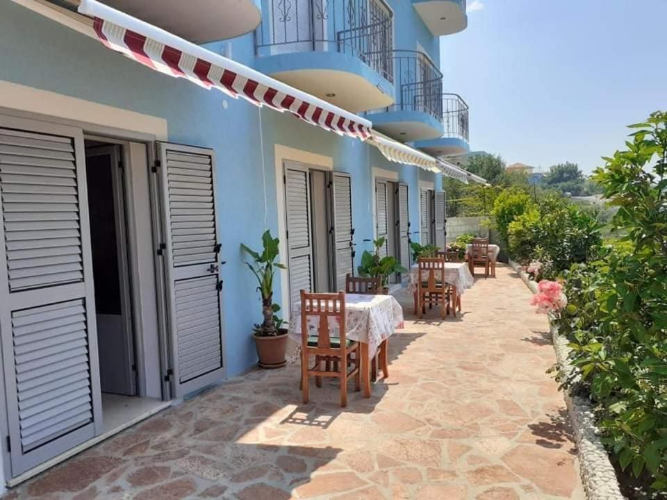 Bluflest Bed & Breakfast Dhermi Ngoại thất bức ảnh