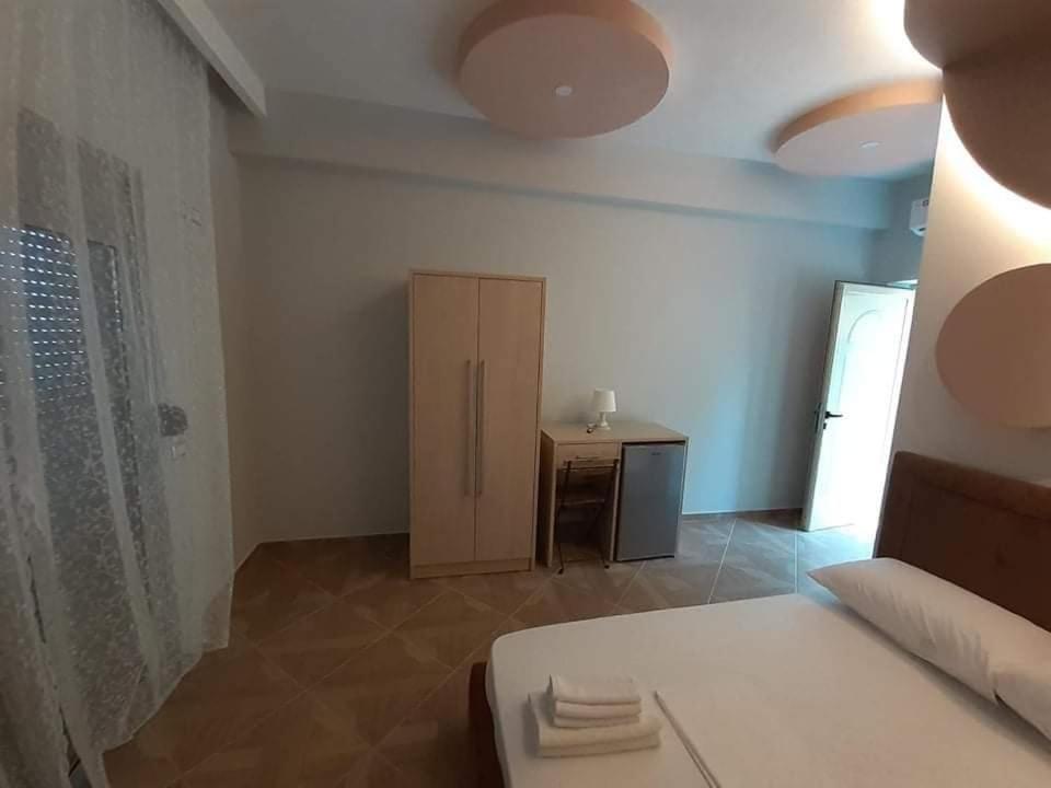 Bluflest Bed & Breakfast Dhermi Ngoại thất bức ảnh