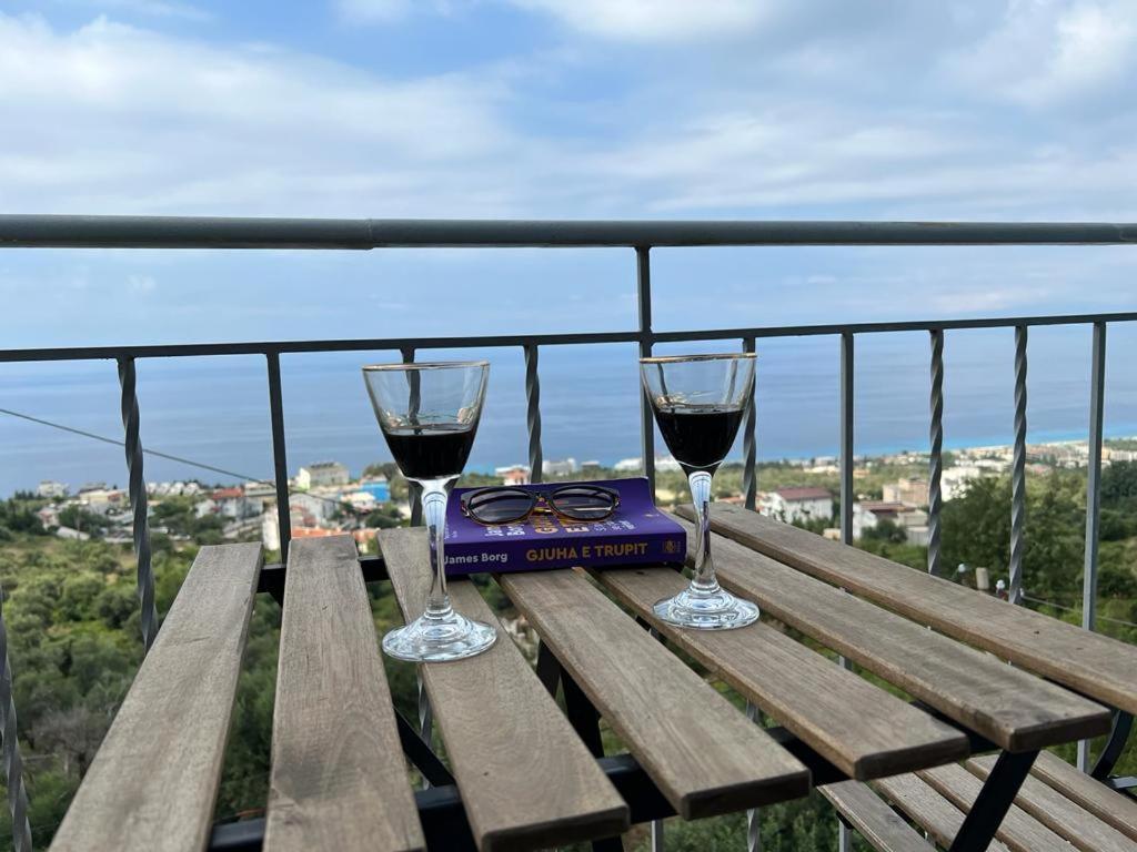 Bluflest Bed & Breakfast Dhermi Ngoại thất bức ảnh