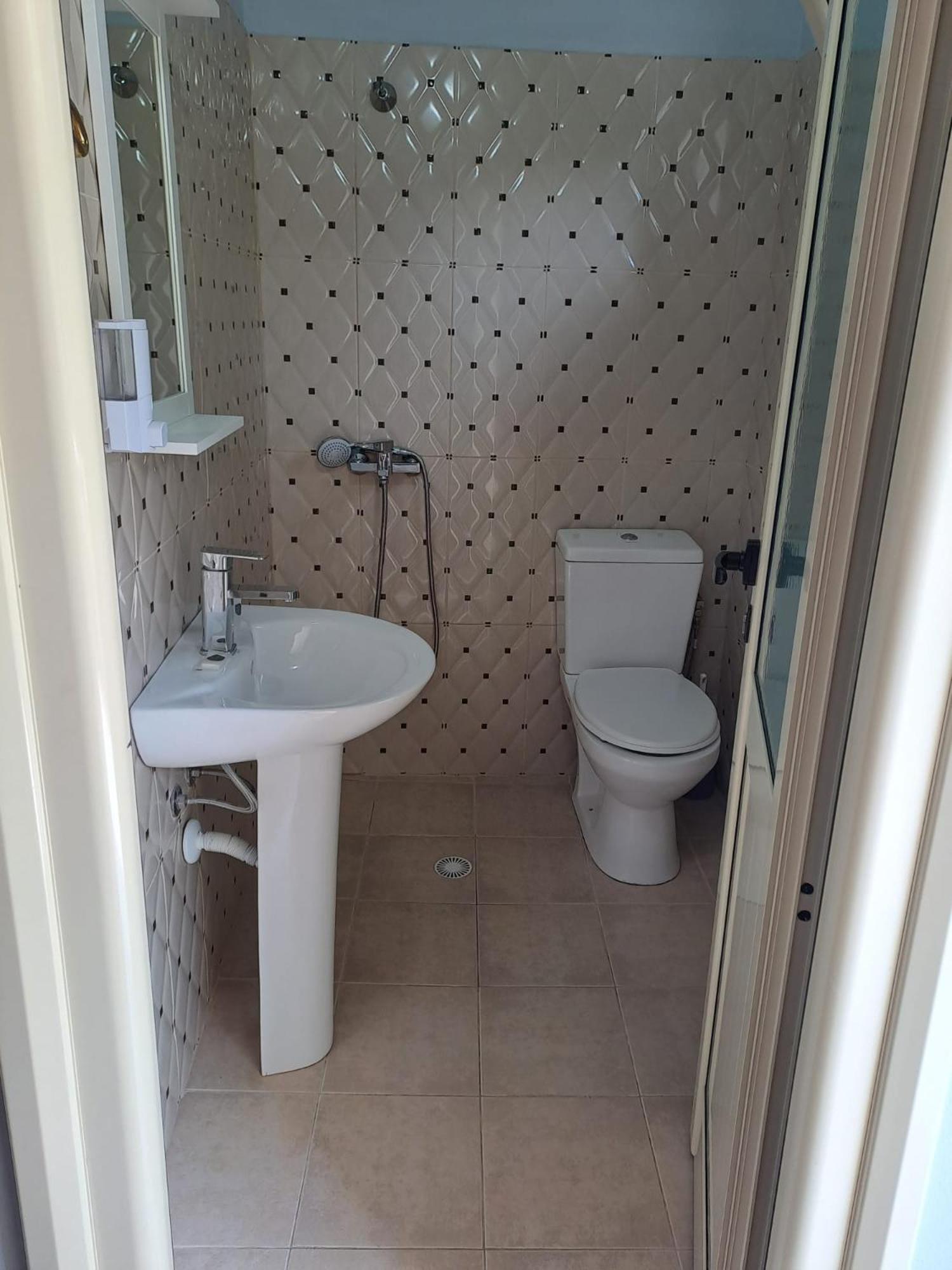 Bluflest Bed & Breakfast Dhermi Ngoại thất bức ảnh