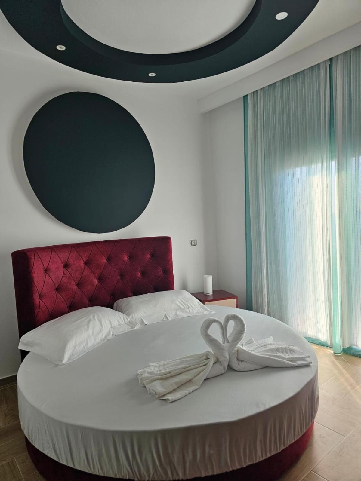 Bluflest Bed & Breakfast Dhermi Ngoại thất bức ảnh